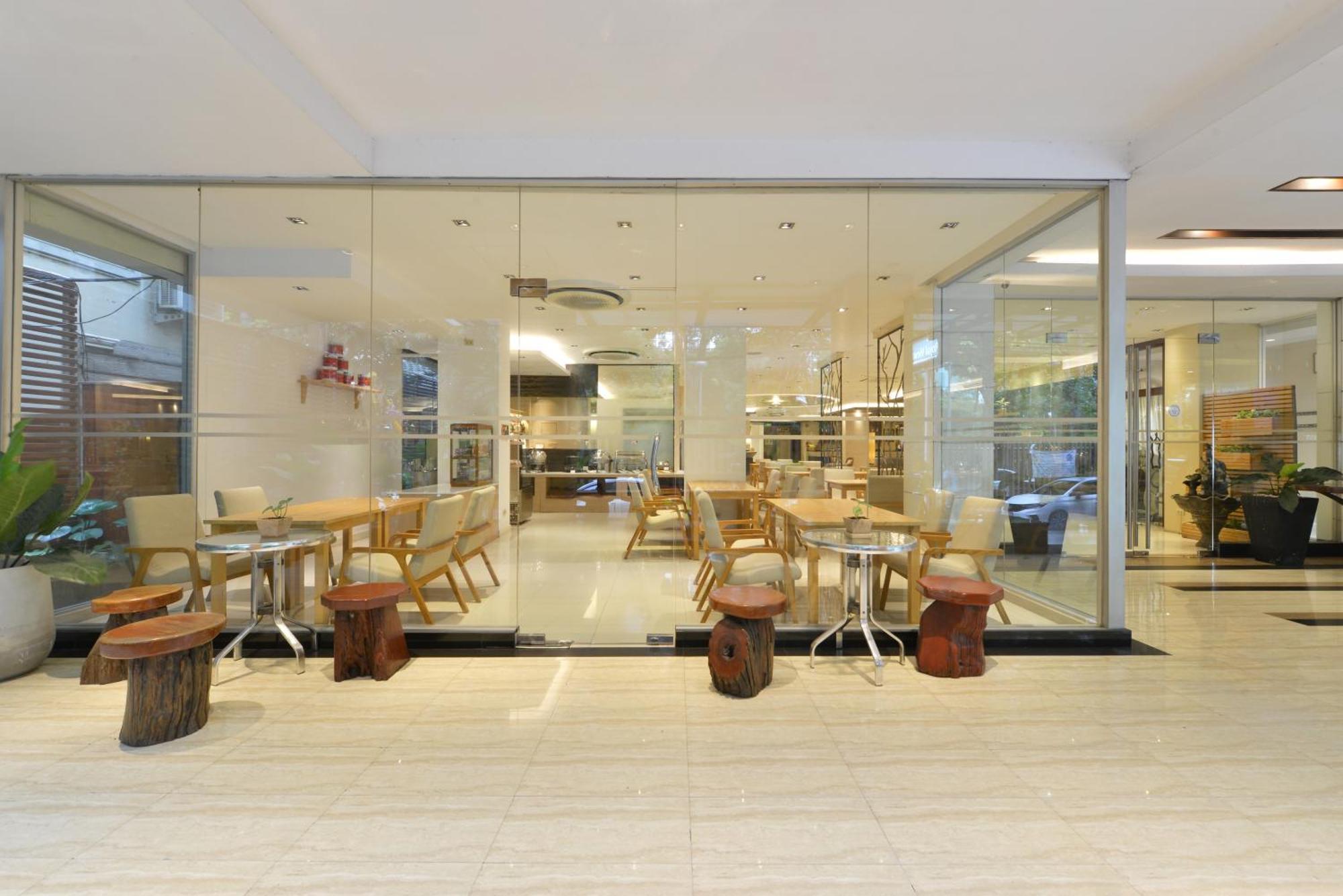 Royal View Resort - Rang Nam Bangkok Exterior photo